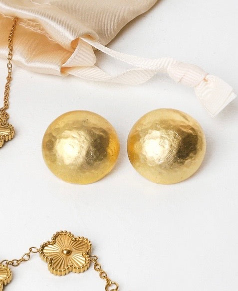 Boucles d’oreilles rondes dorées texturées