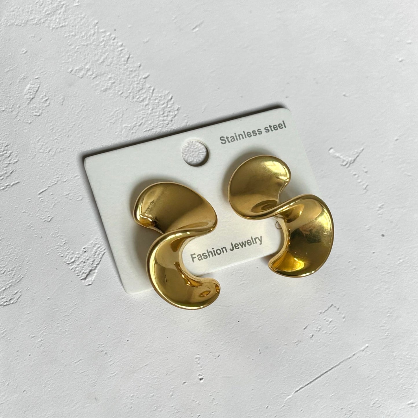 Boucles d’oreilles design abstrait
