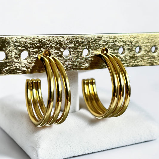 Créoles triple rang dorées